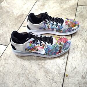 Nike Womens Free RN 2018 Floral Pure Platinum Shoes